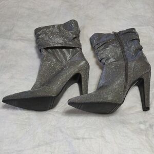 Stylish Metalic Gray Heeled Boots 9.5